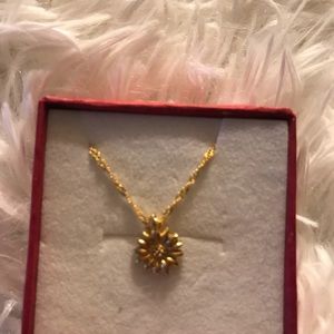 Gold flower necklace